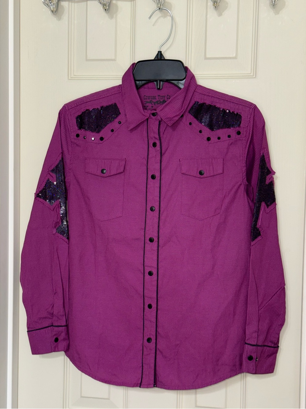 Cowgirl Tuff Co Button Western Blouse with Sequin Cross Details Girl’s 14/16 XL